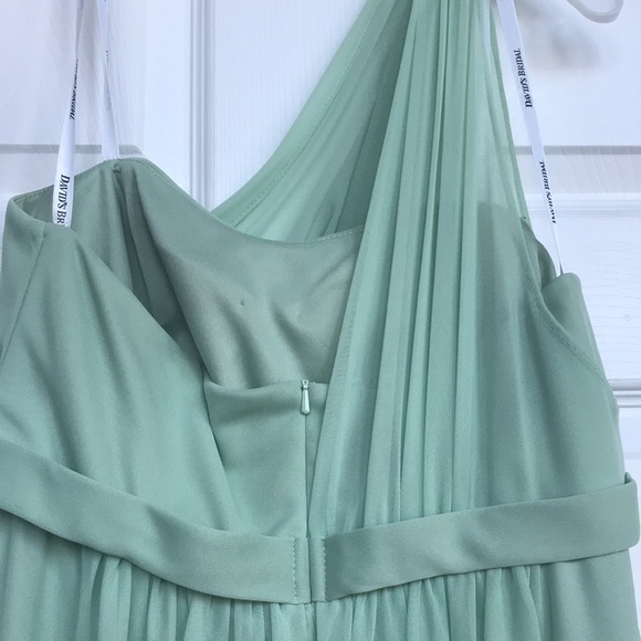 Short Sz 10 David’s bridal Meadow one shoulder dress - Picture 6 of 6